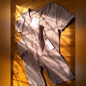 Two Piece Body Sculpt Sports Suit Size S/M